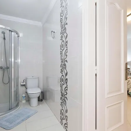 La - Sara Vacation Apartamento
